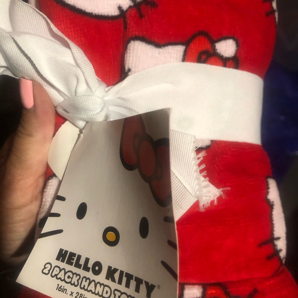 ❤️ Hello Kitty Red Plush Hand Towel Set